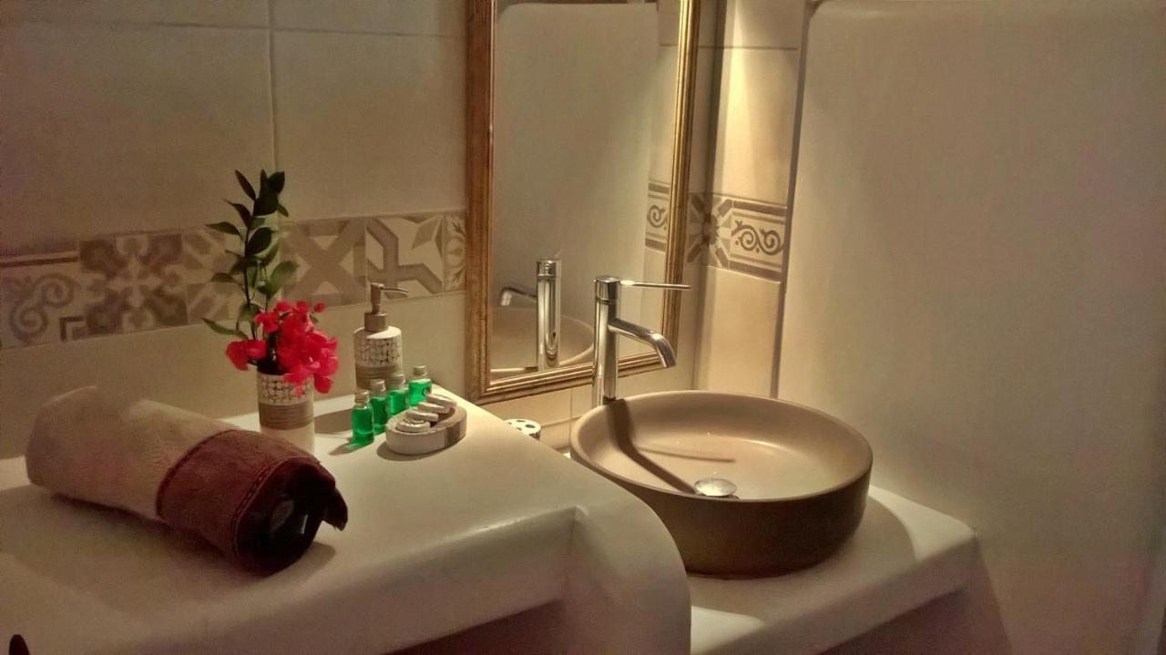 Sunny Guest House New Port Mykonos Tourlos Dış mekan fotoğraf
